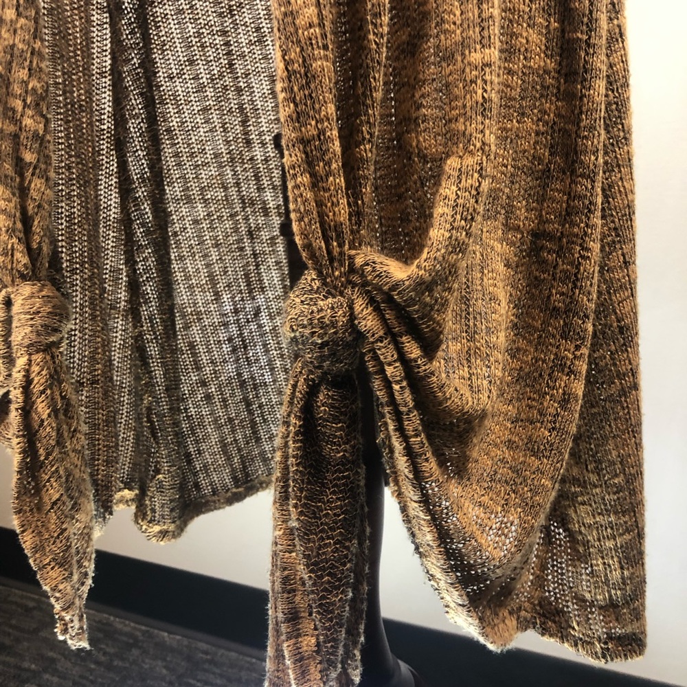 Lularoe Long Sleeve Duster Cardigan Brown M - Picture 3 of 9